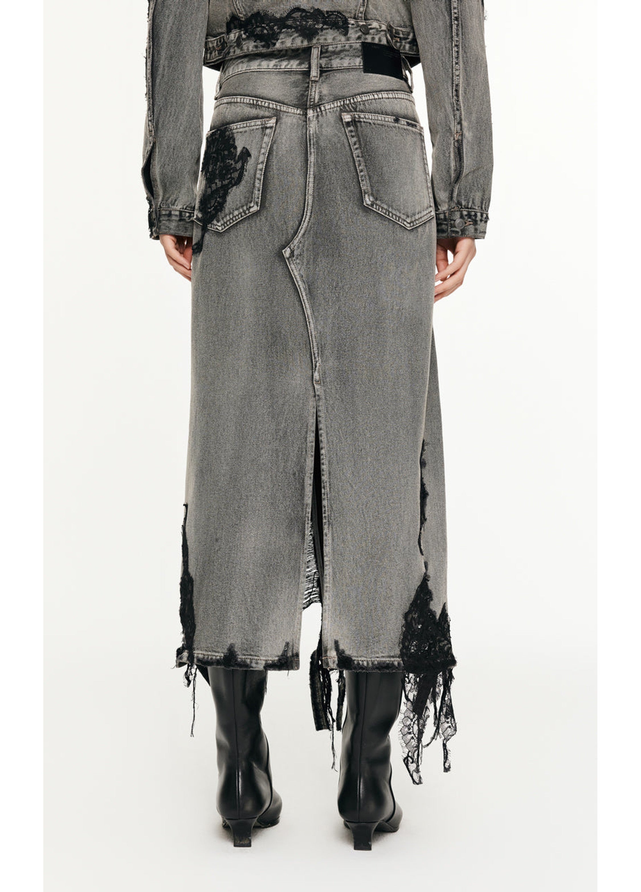 Gonna a forma di H in patchwork di pizzo